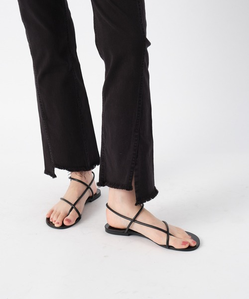 RIVE DROITE（リヴドロワ）の「カットオフスリットデニムパンツ（デニムパンツ・レディース・ブラック/アイボリー・38/36）」の19枚目の写真