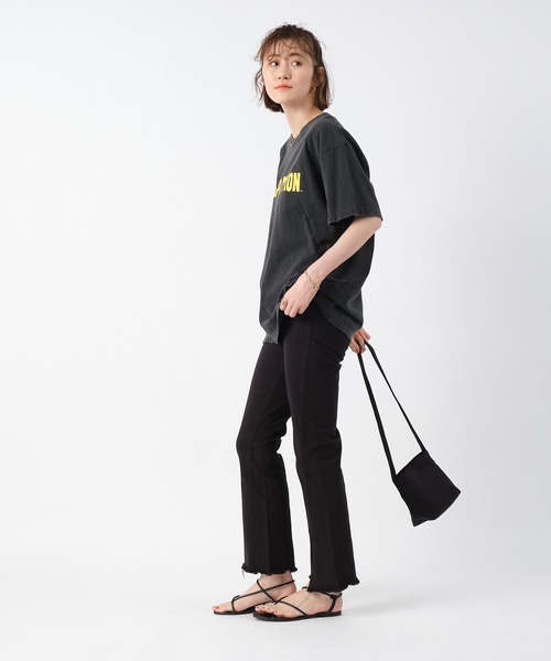 RIVE DROITE（リヴドロワ）の「カットオフスリットデニムパンツ（デニムパンツ・レディース・ブラック/アイボリー・38/36）」の22枚目の写真