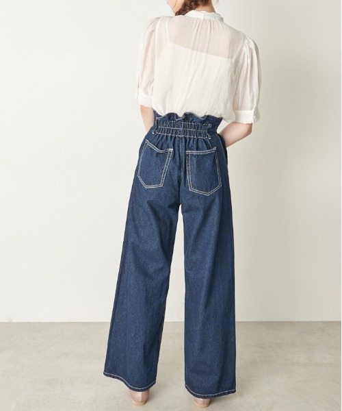 OLIVE des OLIVE(オリーブデオリーブ)の「スタイル良く見せデニムワイドパンツ(デニムパンツ・レディース・ブラック/ワンウォッシュ・FREE)」の13枚目の写真