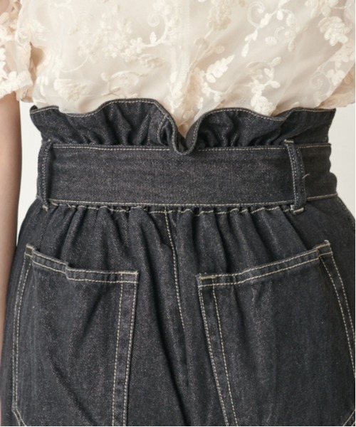 OLIVE des OLIVE(オリーブデオリーブ)の「スタイル良く見せデニムワイドパンツ(デニムパンツ・レディース・ブラック/ワンウォッシュ・FREE)」の22枚目の写真