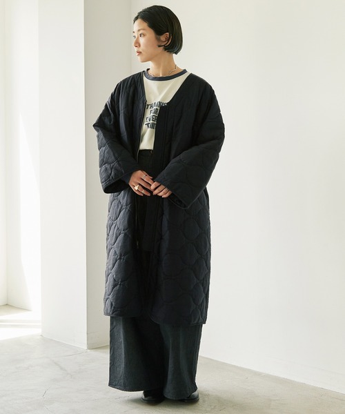 nitca(ニトカ)の「C/Cu/Liラチネ中綿ロングブルゾン(ブルゾン・レディース・ネイビー/アイボリー・FREE)」の3枚目の写真