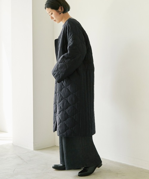 nitca(ニトカ)の「C/Cu/Liラチネ中綿ロングブルゾン(ブルゾン・レディース・ネイビー/アイボリー・FREE)」の4枚目の写真