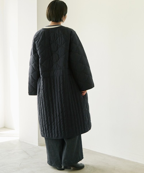 nitca(ニトカ)の「C/Cu/Liラチネ中綿ロングブルゾン(ブルゾン・レディース・ネイビー/アイボリー・FREE)」の6枚目の写真