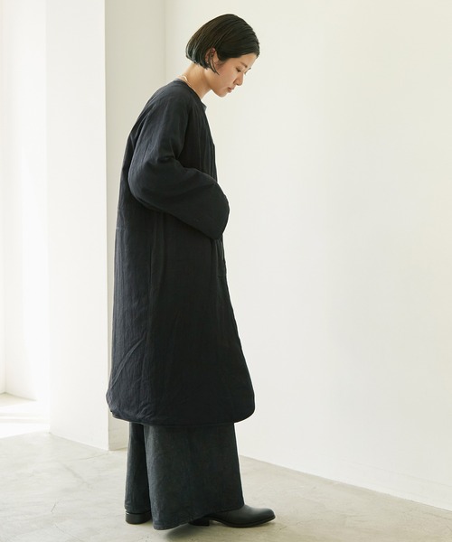 nitca(ニトカ)の「C/Cu/Liラチネ中綿ロングブルゾン(ブルゾン・レディース・ネイビー/アイボリー・FREE)」の13枚目の写真