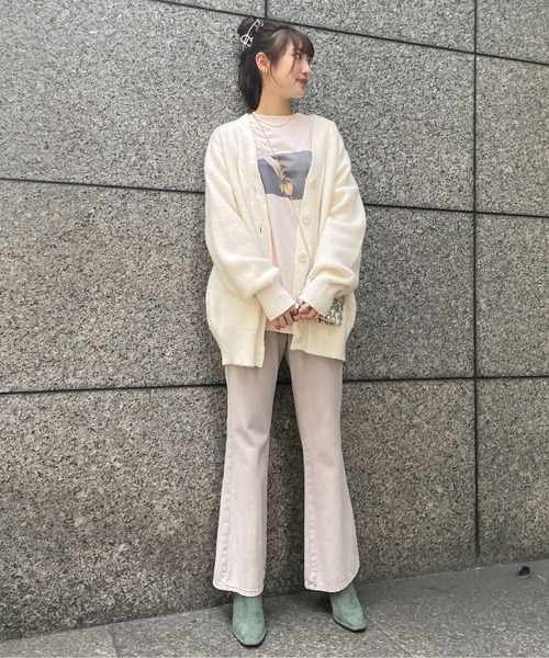 EPIMI E'PIMMY(エピミエピミー)の「《ユニセックス》Vネックオーバーカーディガン(カーディガン/ボレロ・レディース・オフホワイト/ブラック/ベージュ/オレンジ/ピンク/ブルー・MEDIUM)」の8枚目の写真