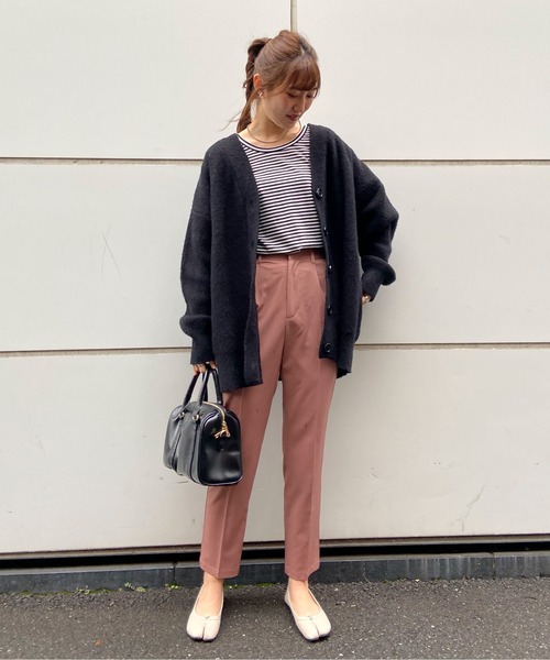 EPIMI E'PIMMY(エピミエピミー)の「《ユニセックス》Vネックオーバーカーディガン(カーディガン/ボレロ・レディース・オフホワイト/ブラック/ベージュ/オレンジ/ピンク/ブルー・MEDIUM)」の21枚目の写真