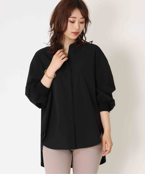 Jines(ジネス)の「【WEB/一部店舗限定販売】袖口がリブ編み/バックプリーツスタンドカラーシャツブラウス(シャツ/ブラウス・レディース・キャメル/ブラック/ホワイト・38)」の14枚目の写真