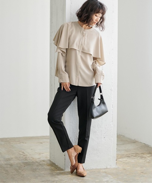 UR'S（ユアーズ）の「ｺﾞｰﾙﾄﾞﾊﾟｰﾂﾌﾗｯﾄﾊﾟﾝﾌﾟｽ（パンプス・レディース・キャメル/グレイッシュベージュ/チャコール・LL/S/M/L）」の9枚目の写真