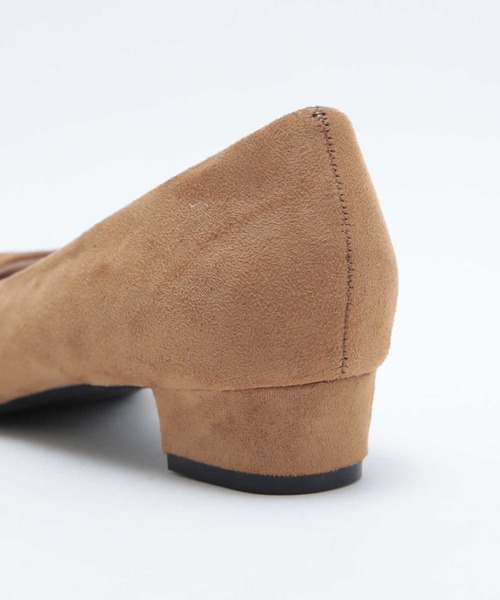 UR'S（ユアーズ）の「ｺﾞｰﾙﾄﾞﾊﾟｰﾂﾌﾗｯﾄﾊﾟﾝﾌﾟｽ（パンプス・レディース・キャメル/グレイッシュベージュ/チャコール・LL/S/M/L）」の15枚目の写真