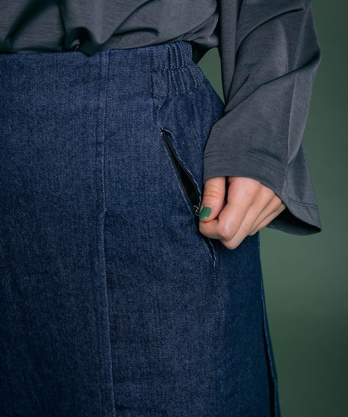 Uiscel（ユイセル）の「Uiscel　撥水デニムラップスカート（スカート・レディース・ワンウォッシュ・SMALL/MEDIUM）」の9枚目の写真