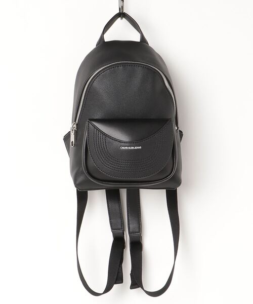 Calvin Klein Jeans Accessory（カルバン・クラインジーンズアクセサリー）の「ラウンド バックパック 25（バックパック/リュック・レディース・ブラック・FREE）」の6枚目の写真