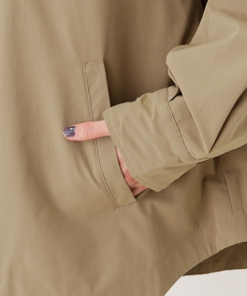 SHOO・LA・RUE（シューラルー）の「◆Aラインマウンテンパーカー（ブルゾン・レディース・ブラック/オリーブ/ベージュ・02/03/04）」の8枚目の写真