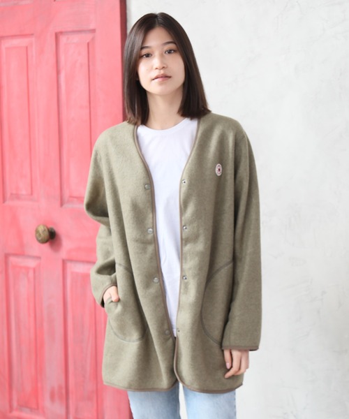 CONVERSE（コンバース）の「【CONVERSE/コンバース】フリースノーカラージャケット（ノーカラージャケット・レディース・ブラック/ブラウン/グレー/カーキ/モカ・M/L）」の5枚目の写真