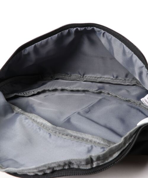 Mark Gonzales（マーク・ゴンザレス）の「【 Mark Gonzales / マークゴンザレス 】 MGロゴ ウエスト バッグ（ボディバッグ/ウエストポーチ・メンズ・ブラック/ベージュ/ブラック系その他・FREE）」の7枚目の写真