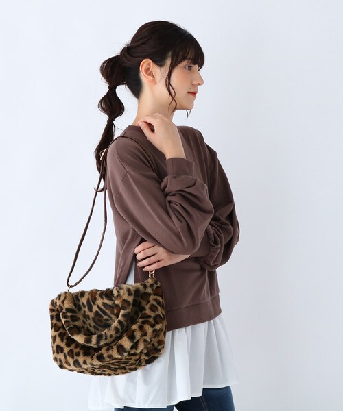 DRESKIP(ドレスキップ)の「◆2WAYフェイクファートート(トートバッグ・レディース・ブラウン系その他/アイボリー/ブラウン系1/チャコールグレー・00)」の11枚目の写真