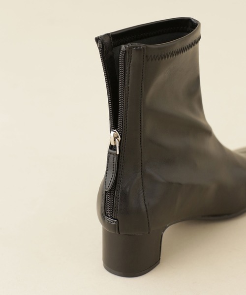 NANO universe（ナノユニバース）の「ストレッチPUショートブーツ（ブーツ・レディース・ブラック/グレー系その他4・38/37/36）」の9枚目の写真