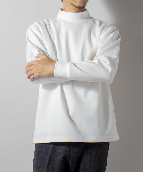 NOLLEY'S goodman(ノーリーズグッドマン)の「【WEB限定】ダンボールニット モックネック 日本製(※程良いルーズシルエットとツヤ感)(Tシャツ/カットソー・メンズ・ホワイト/オリーブ/ベージュ・MEDIUM/LARGE)」の13枚目の写真