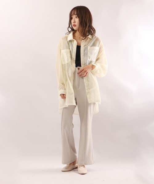 Brownie（ブラウニー）の「Brownie シアーコーデュロイロングシャツ（シャツ/ブラウス・レディース・ブルー/アイボリー/モカ・FREE）」の11枚目の写真