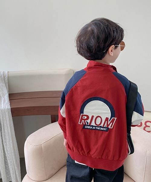 aimoha（アイモハ）の「【aimoha-KIDS-】【新作】 韓国子供服 アメカジバック刺繍配色ブルゾン（ブルゾン・キッズ・ブルー/レッド・90/100/80/110）」の22枚目の写真