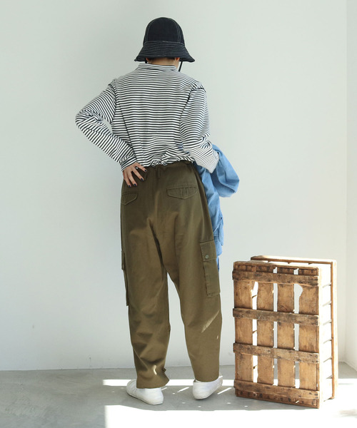 PAR ICI（パーリッシィ）の「スムースボーダー モックネックカットソー（Tシャツ/カットソー・レディース・ネイビー/レッド・FREE）」の17枚目の写真