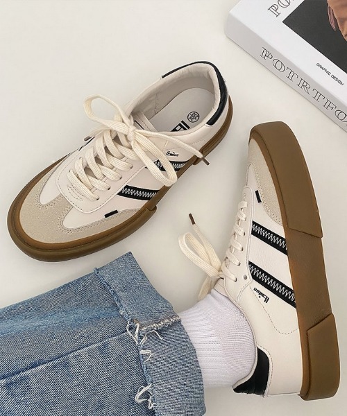 MANGROVE（マングローブ）の「サイドラインガムソールスニーカー（スニーカー・レディース・ホワイト・SMALL/MEDIUM/LARGE）」の11枚目の写真