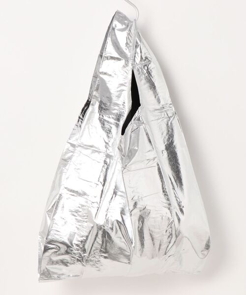 BAGGU（バグー）の「【BAGGU/バグゥ】STANDARD BAGGU NEWメタリック（ショルダーバッグ・レディース・シルバー・FREE）」の6枚目の写真