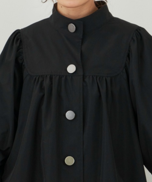 MERLOT（メルロー）の「ギャザーロングコート（ステンカラーコート・レディース・ブラック/ベージュ/ライトグリーン・FREE）」の20枚目の写真