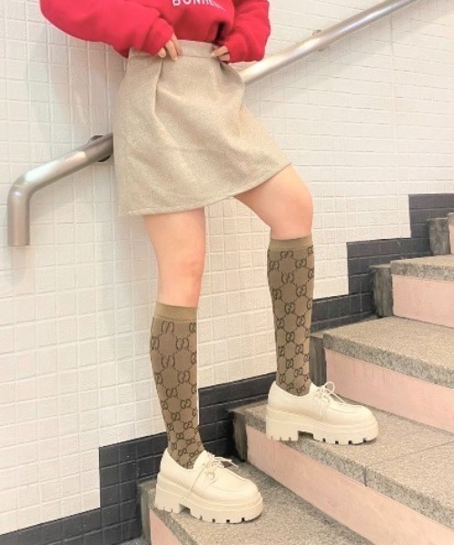 R&E（アールアンドイー）の「【R&E】トラックソールレースアップシューズ（ローファー・レディース・ブラック/アイボリー・S/M/L/LL）」の2枚目の写真