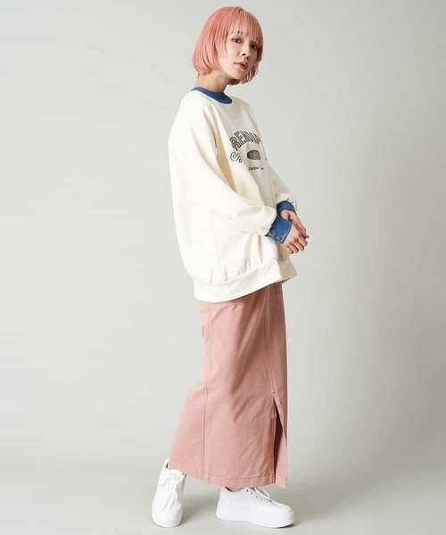 A de a.v.v（アードアー・ヴェ・ヴェ）の「（2WAY仕様）デニムドッキングカラッジ―刺繍ロゴスウェット（Tシャツ/カットソー・レディース・カーキ/アイボリー・38/36）」の5枚目の写真