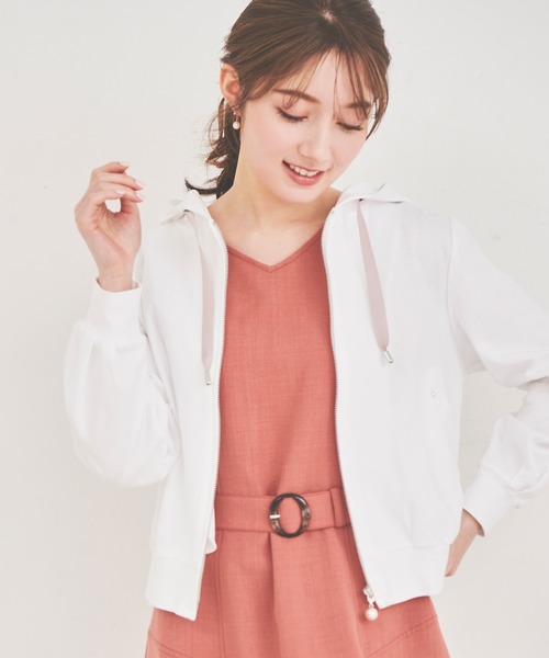 LAISSE PASSE（レッセパッセ）の「フラワーモチーフパーカー