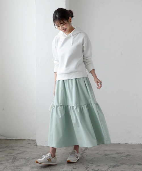 KOBE LETTUCE(コウベレタス)の「バックウエストゴムロングティアードスカート(スカート・レディース・ブラック系その他/イエロー/ミント/ブラック系その他2・FREE)」の11枚目の写真