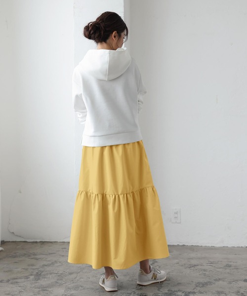 KOBE LETTUCE(コウベレタス)の「バックウエストゴムロングティアードスカート(スカート・レディース・ブラック系その他/イエロー/ミント/ブラック系その他2・FREE)」の9枚目の写真