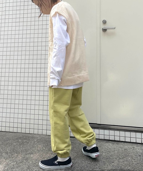 NO NEED（ノーニード）の「カラーケーブルニットベスト　ケーブル/ベスト/レイヤード（ベスト・メンズ・ホワイト/グレー/ネイビー/オレンジ/ブルー/グリーン・ﾌﾘ-）」の11枚目の写真