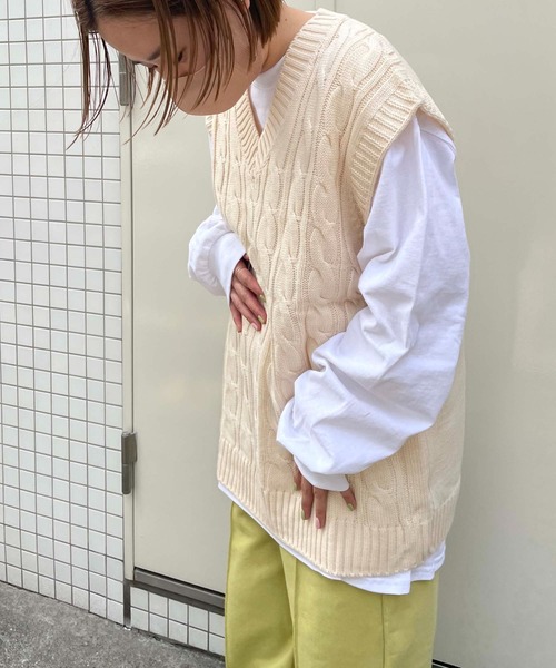 NO NEED（ノーニード）の「カラーケーブルニットベスト　ケーブル/ベスト/レイヤード（ベスト・メンズ・ホワイト/グレー/ネイビー/オレンジ/ブルー/グリーン・ﾌﾘ-）」の14枚目の写真