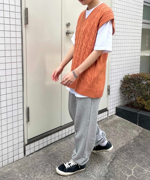 NO NEED（ノーニード）の「カラーケーブルニットベスト　ケーブル/ベスト/レイヤード（ベスト・メンズ・ホワイト/グレー/ネイビー/オレンジ/ブルー/グリーン・ﾌﾘ-）」の20枚目の写真