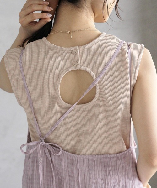 Crisp（クリスプ）の「バックオープンスラブTシャツ（Tシャツ/カットソー・レディース・ベージュ/ピンク/グリーン・FREE）」の14枚目の写真