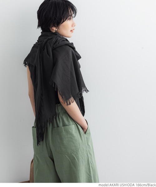 coca(coca)(コカ)の「ふんわりガーゼストール(ストール/ショール・レディース・ブラック/アイボリー/ライトピンク・ONE SIZE)」の7枚目の写真