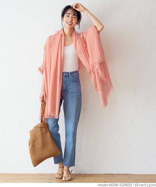 coca(coca)(コカ)の「ふんわりガーゼストール(ストール/ショール・レディース・ブラック/アイボリー/ライトピンク・ONE SIZE)」の15枚目の写真