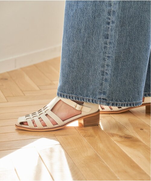 MOHI（モヒ）の「《追加2》【MOHI/モヒ】ヒールグルカサンダル（サンダル・レディース・ホワイト/ブラック・38/36/37）」の2枚目の写真