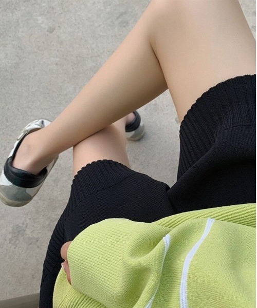 gossip!ロサンゼルス(ゴシップロサンゼルス)の「ニットショートパンツ(その他パンツ・レディース・ホワイト/レッド/ブラック・FREE)」の1枚目の写真