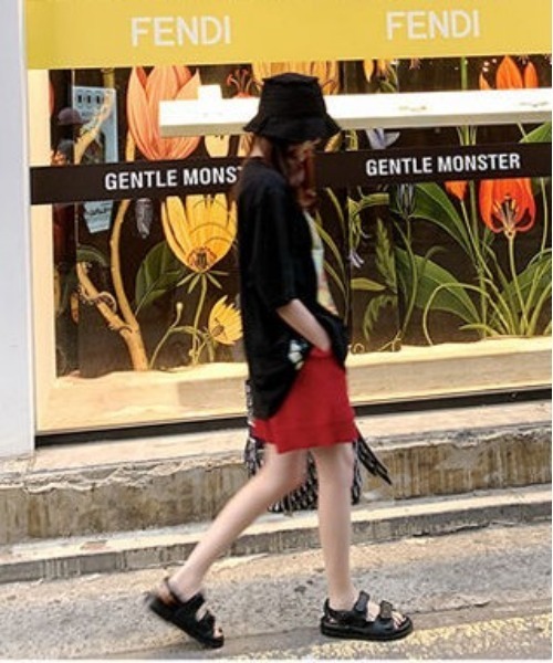 gossip!ロサンゼルス(ゴシップロサンゼルス)の「ニットショートパンツ(その他パンツ・レディース・ホワイト/レッド/ブラック・FREE)」の5枚目の写真