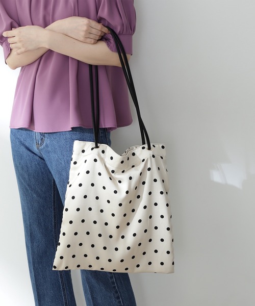 N.（N. Natural Beauty Basic）（エヌエヌナチュラルビューティーベーシック）の「【追加生産】◆水玉トートバッグ（トートバッグ・レディース・ホワイト系その他/ブラック系その他・ﾌﾘ-）」の4枚目の写真
