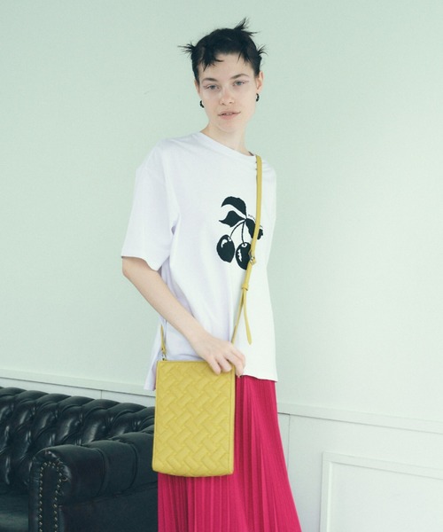 manana suerte(マニャーナスエルテ)の「キルティングショルダーバッグ(ショルダーバッグ・レディース・ブラック/シルバー/イエロー・FREE)」の21枚目の写真