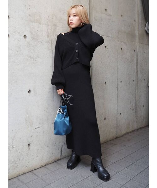 EVRIS(エヴリス)の「アンサンブルロングニットワンピース(ワンピース・レディース・ブラック/グリーン/アイボリー・FREE)」の21枚目の写真