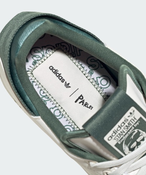adidas（アディダス）の「スタンスミス パーレイ / Stan Smith Parley / アディダスオリジナルス (メンズ/レディース)（スニーカー・メンズ・ホワイト・22.5cm/23.5cm/24.5cm/25.5cm/26.5cm/27.5cm/28.5cm/23.0cm/24.0cm/25.0cm/26.0cm/27.0cm/28.0cm/29.0cm/22.0cm）」の5枚目の写真