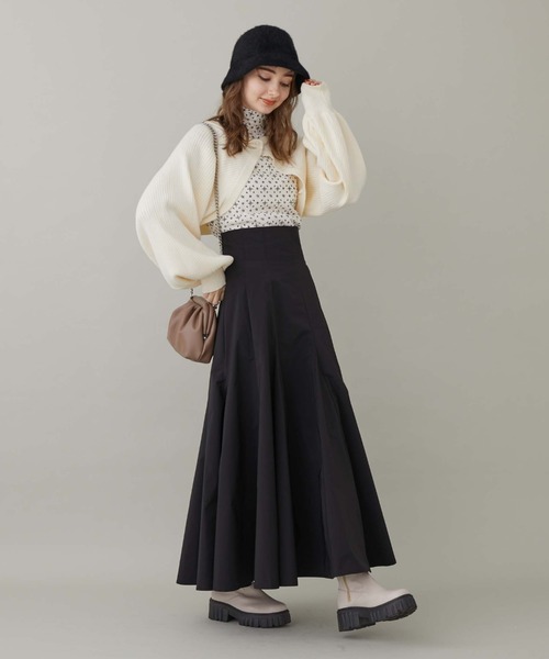 archives(アルシーヴ)の「マルチwayニットボレロカーディガン(カーディガン/ボレロ・レディース・ブラック/ブルー/アイボリー/グレイッシュベージュ・MEDIUM)」の7枚目の写真