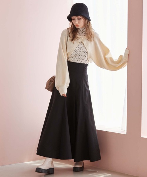 archives(アルシーヴ)の「マルチwayニットボレロカーディガン(カーディガン/ボレロ・レディース・ブラック/ブルー/アイボリー/グレイッシュベージュ・MEDIUM)」の9枚目の写真