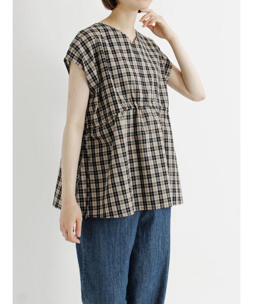 Samansa Mos2 blue（サマンサモスモスブルー）の「ウエストドロストチェックブラウス（シャツ/ブラウス・レディース・ベージュ/カーキ/サックスブルー・ﾌﾘ-）」の17枚目の写真