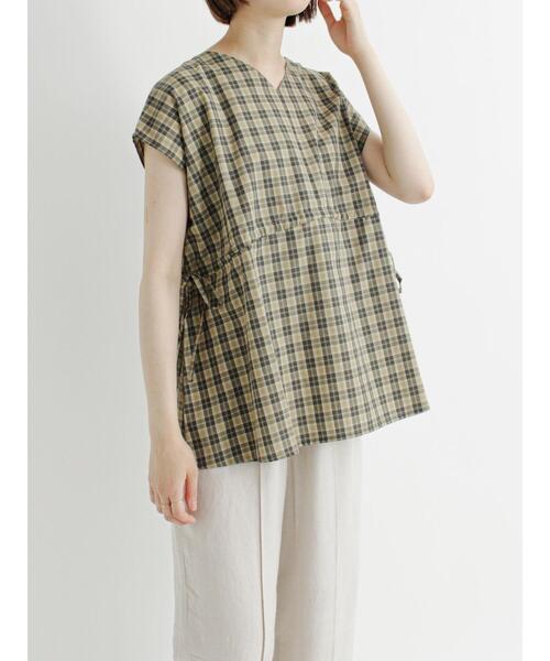 Samansa Mos2 blue（サマンサモスモスブルー）の「ウエストドロストチェックブラウス（シャツ/ブラウス・レディース・ベージュ/カーキ/サックスブルー・ﾌﾘ-）」の19枚目の写真
