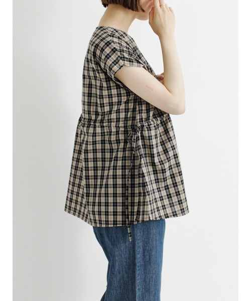 Samansa Mos2 blue（サマンサモスモスブルー）の「ウエストドロストチェックブラウス（シャツ/ブラウス・レディース・ベージュ/カーキ/サックスブルー・ﾌﾘ-）」の12枚目の写真